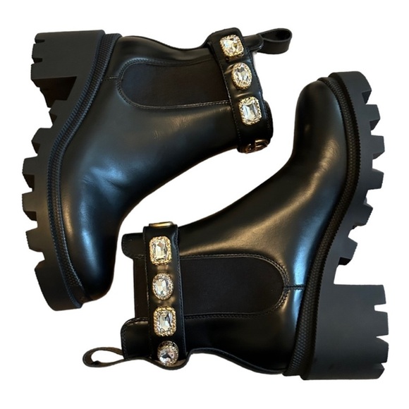 Gucci Leather Ankle Boot Crystal Belt - Picture 4 of 16